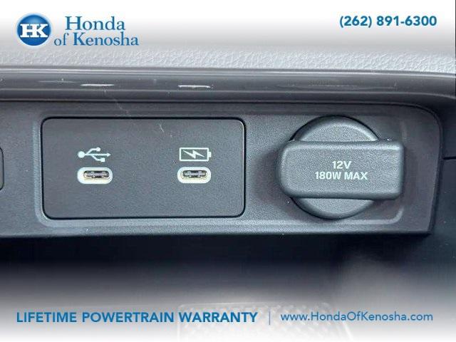 new 2026 Honda CR-V Hybrid car, priced at $41,675