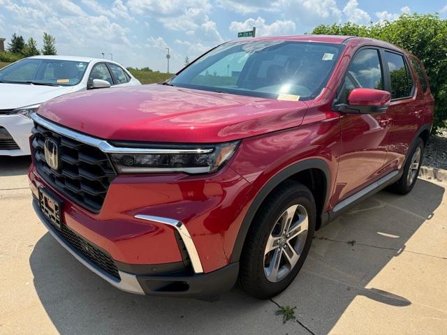 used 2023 Honda Pilot car, priced at $40,382