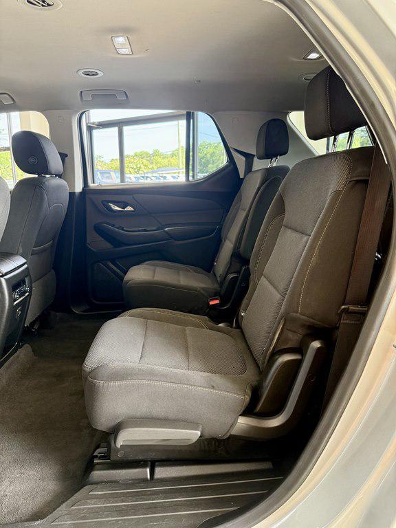 used 2020 Chevrolet Traverse car, priced at $15,995