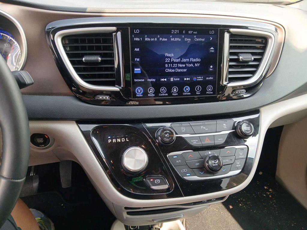used 2017 Chrysler Pacifica car, priced at $19,995