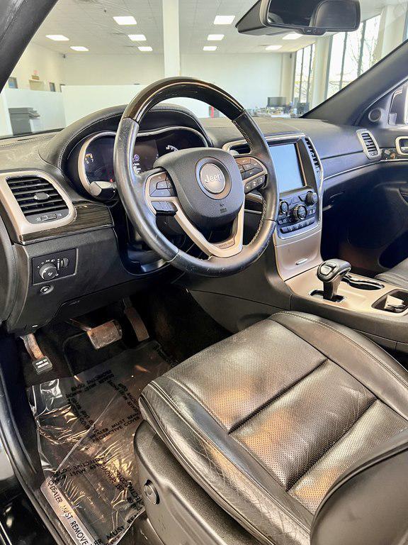 used 2015 Jeep Grand Cherokee car, priced at $17,995