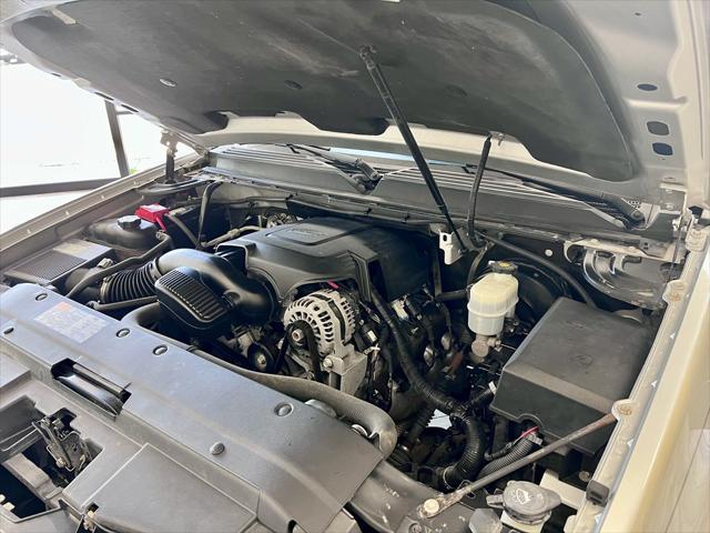 used 2013 Chevrolet Avalanche car, priced at $20,995