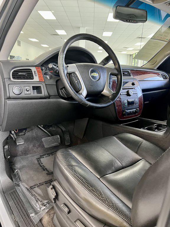 used 2013 Chevrolet Avalanche car, priced at $20,995