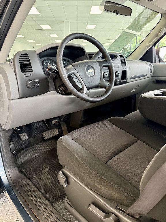 used 2010 Chevrolet Silverado 1500 car, priced at $17,995