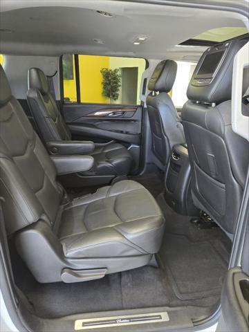 used 2016 Cadillac Escalade ESV car, priced at $29,995