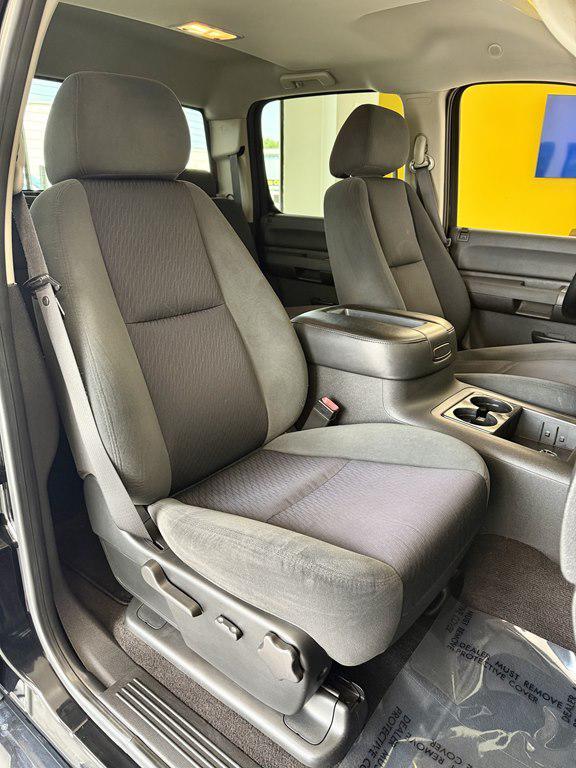 used 2007 Chevrolet Silverado 2500 car, priced at $24,995