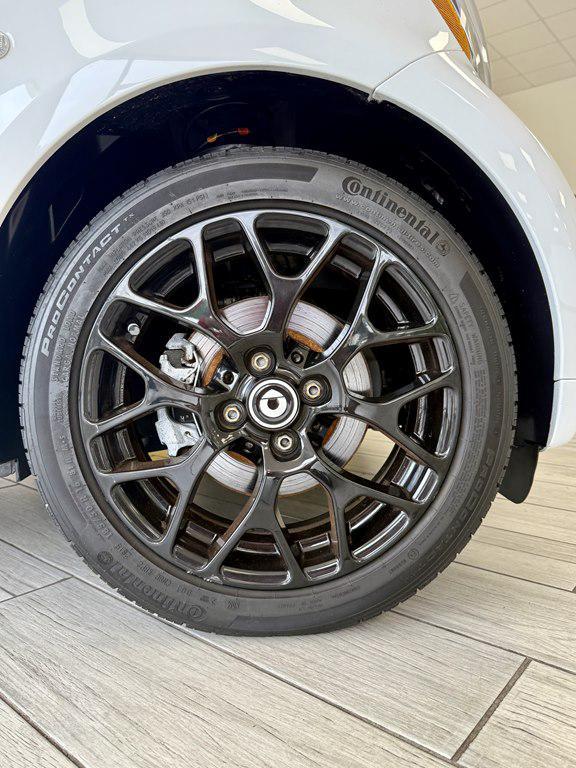 used 2016 smart ForTwo car, priced at $13,995