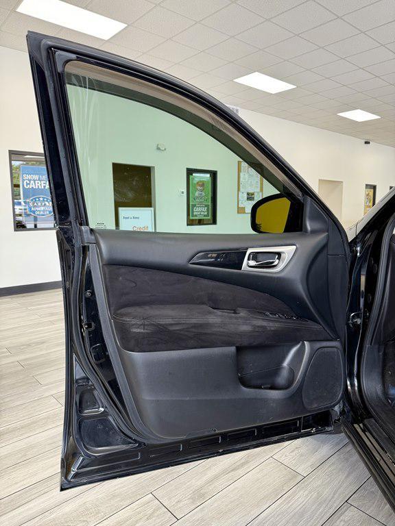 used 2013 Nissan Pathfinder car, priced at $3,995