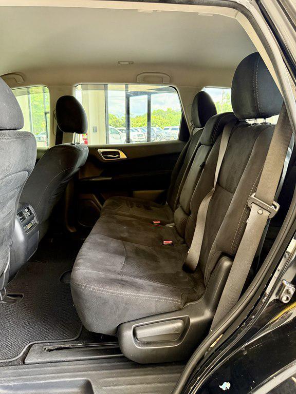 used 2013 Nissan Pathfinder car, priced at $3,995