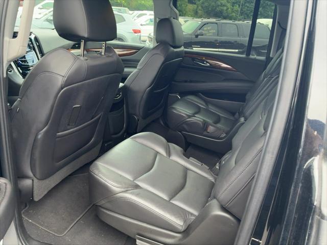 used 2019 Cadillac Escalade ESV car, priced at $32,995