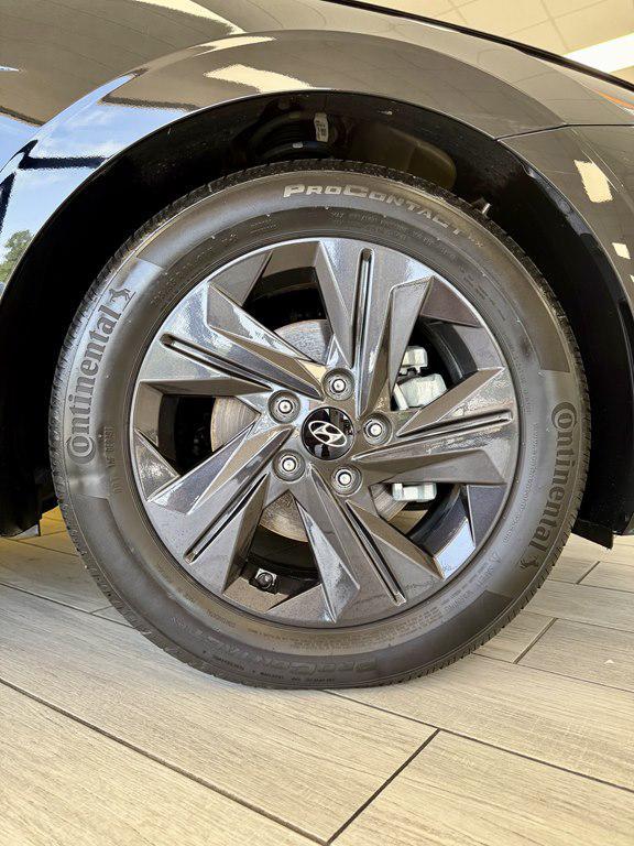 used 2021 Hyundai Elantra car, priced at $19,995