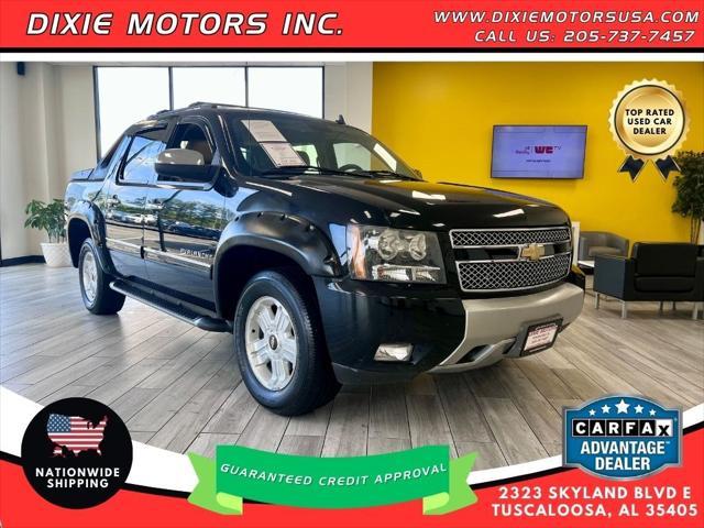 used 2011 Chevrolet Avalanche car, priced at $18,995