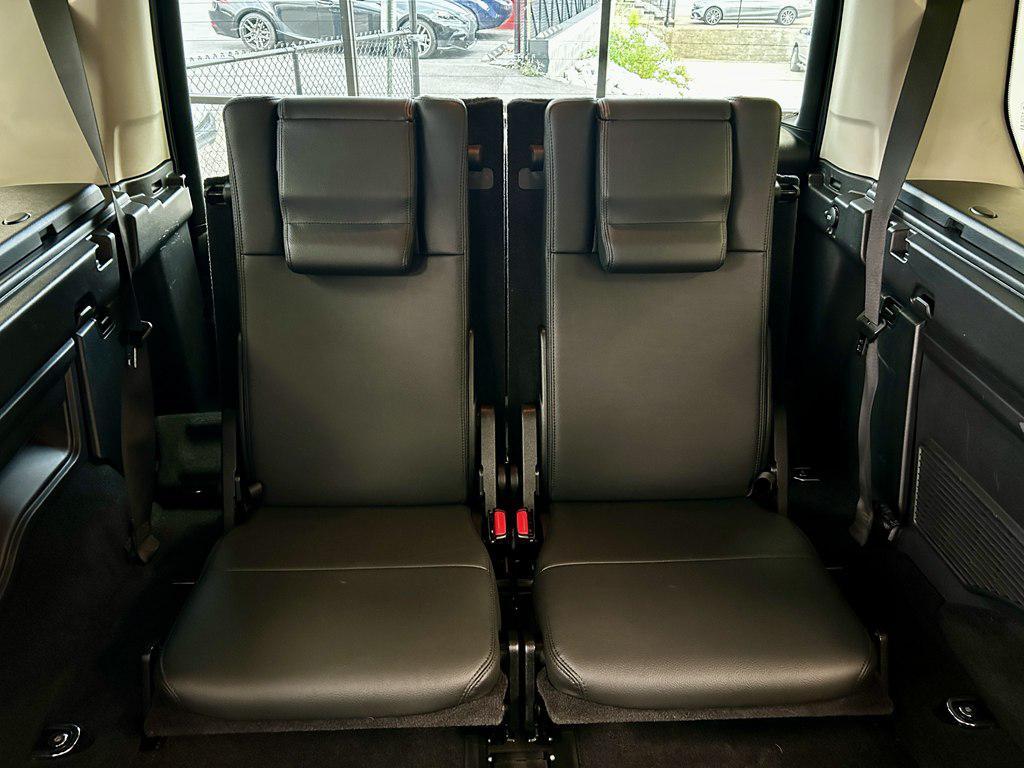 used 2005 Land Rover LR3 car, priced at $12,995