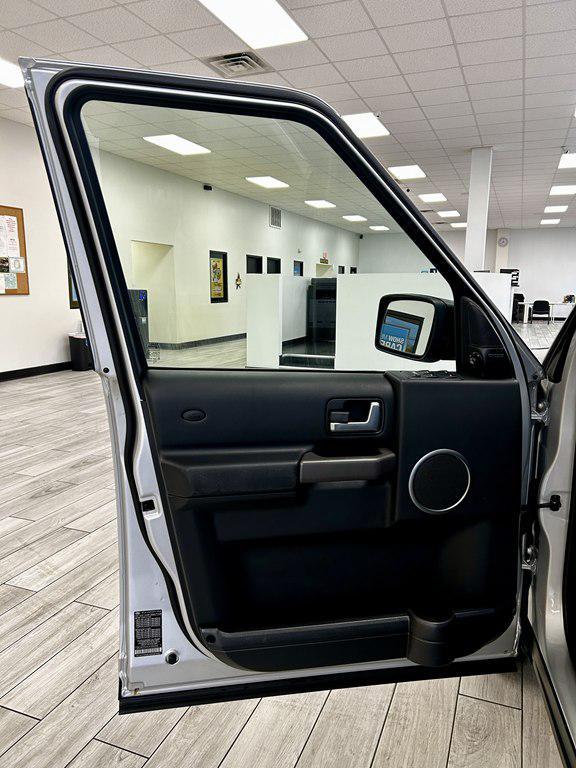 used 2005 Land Rover LR3 car, priced at $12,995