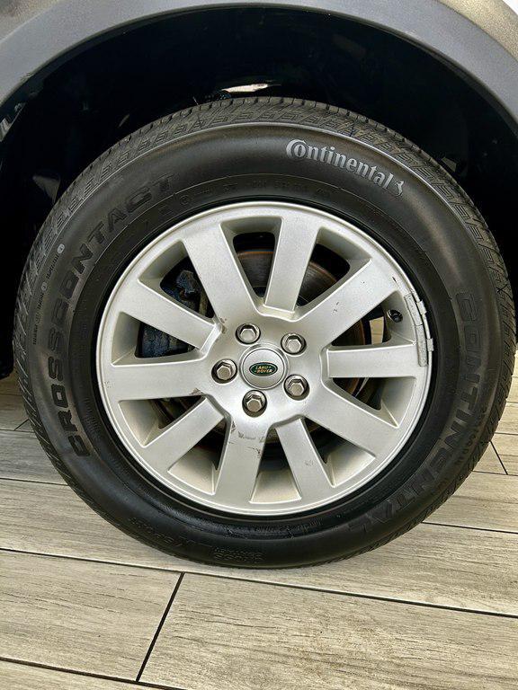 used 2005 Land Rover LR3 car, priced at $12,995