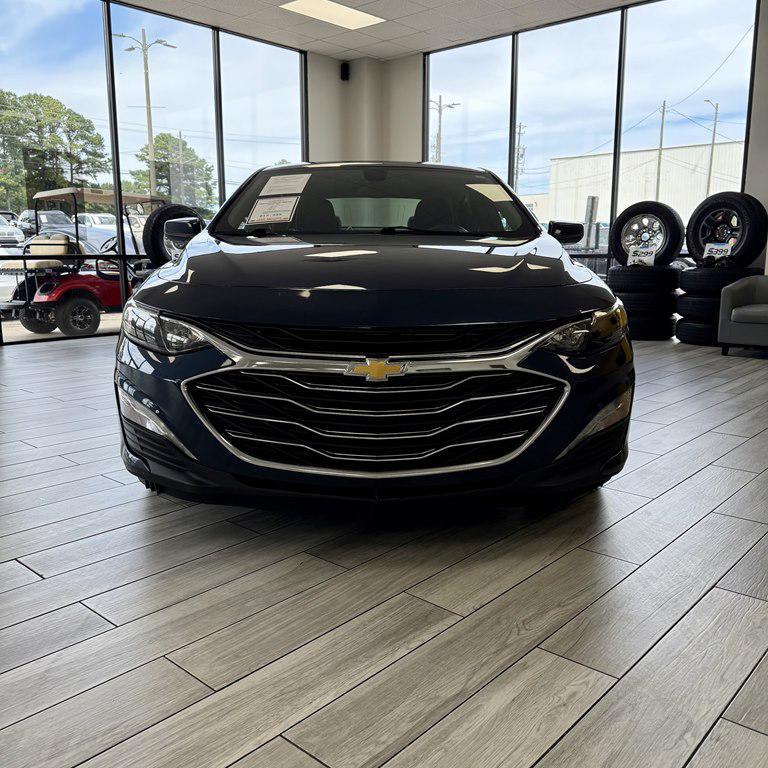 used 2020 Chevrolet Malibu car, priced at $15,995