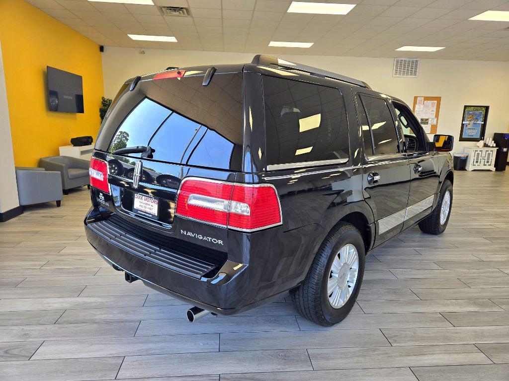 used 2014 Lincoln Navigator car, priced at $14,995