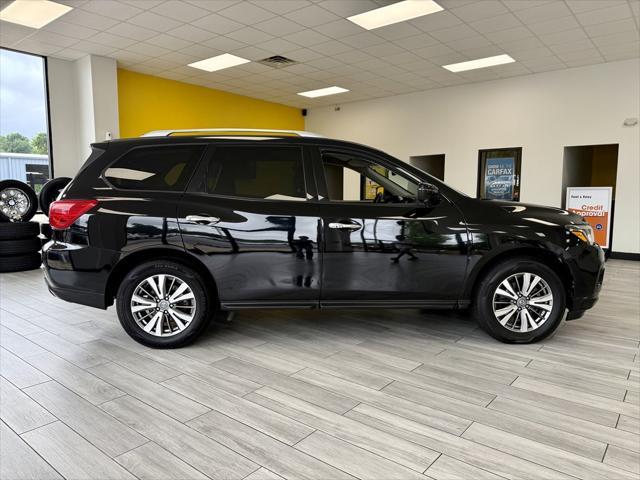used 2020 Nissan Pathfinder car, priced at $19,995