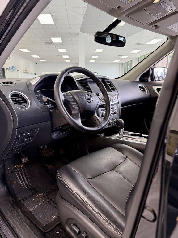 used 2020 Nissan Pathfinder car, priced at $19,995
