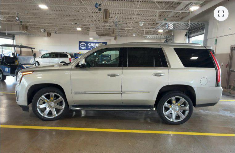 used 2017 Cadillac Escalade car, priced at $33,995