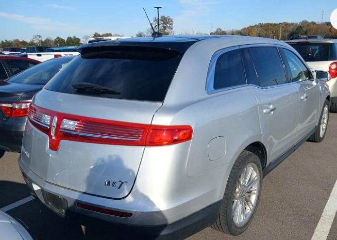 used 2018 Lincoln MKT car, priced at $17,995