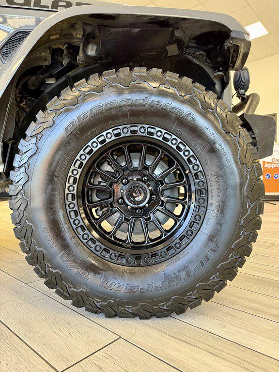 used 2020 Jeep Gladiator car, priced at $27,995