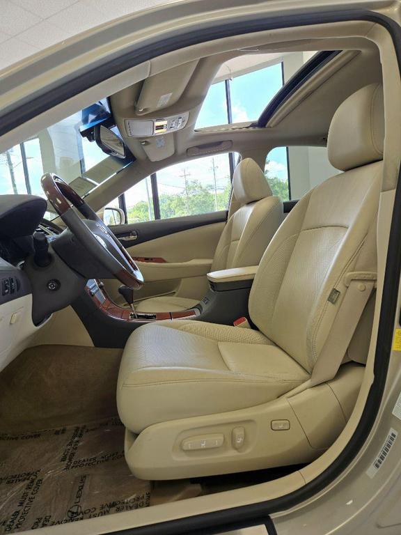 used 2011 Lexus ES 350 car, priced at $17,995
