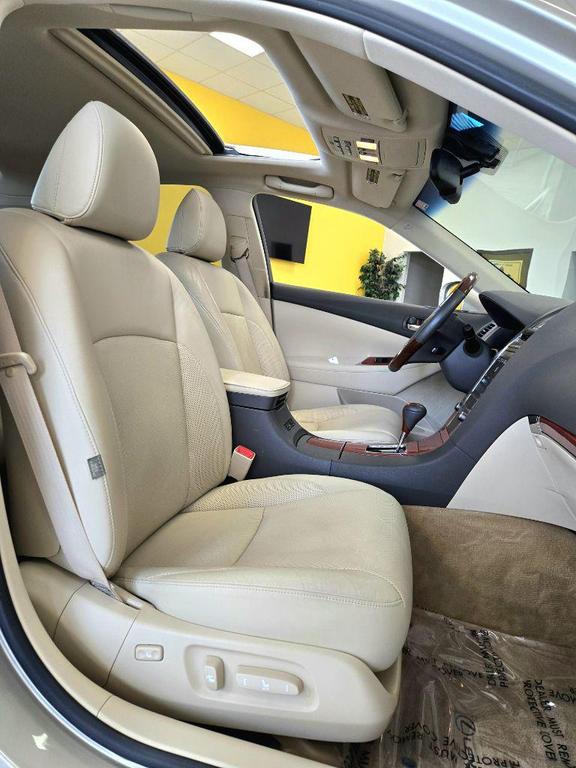 used 2011 Lexus ES 350 car, priced at $17,995