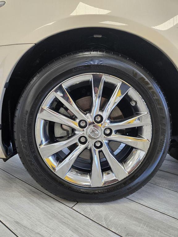 used 2011 Lexus ES 350 car, priced at $17,995