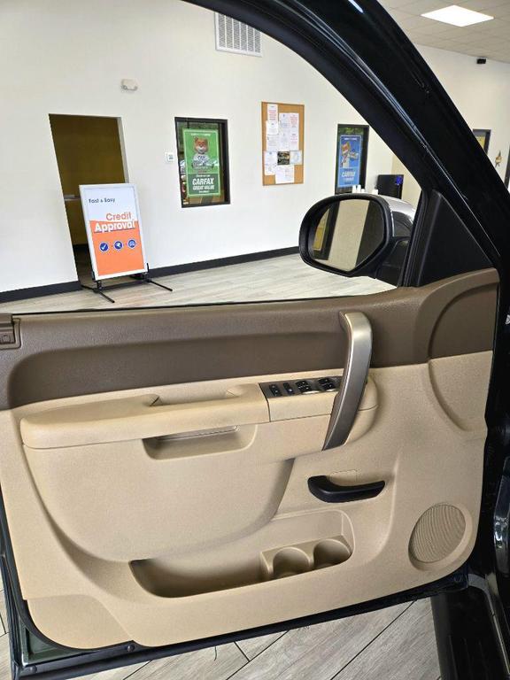 used 2013 Chevrolet Silverado 1500 car, priced at $20,995