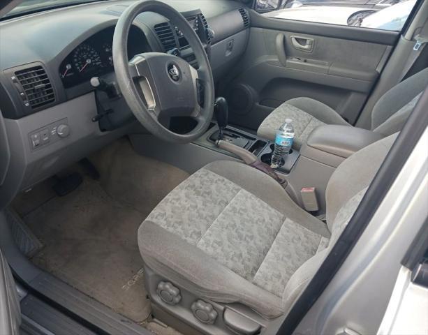 used 2006 Kia Sorento car, priced at $10,995