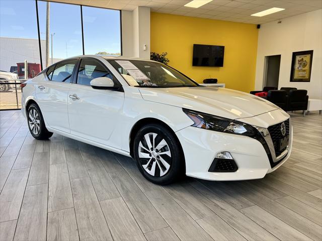 used 2022 Nissan Altima car, priced at $21,995