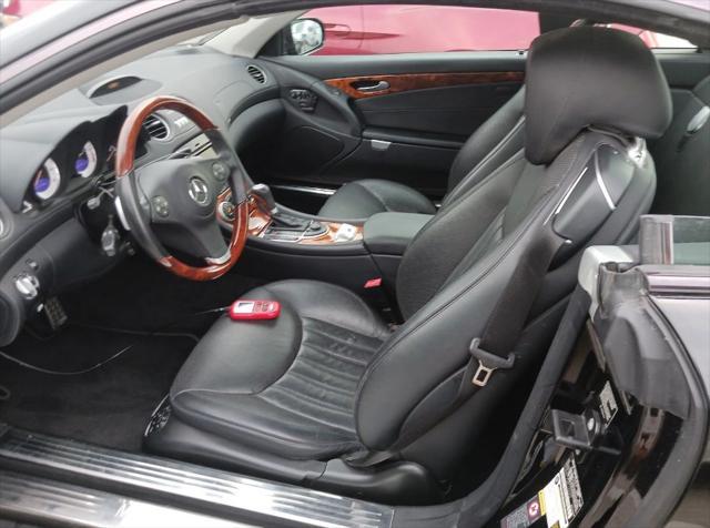 used 2009 Mercedes-Benz SL-Class car, priced at $25,995