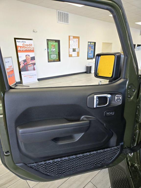 used 2022 Jeep Gladiator car, priced at $38,995