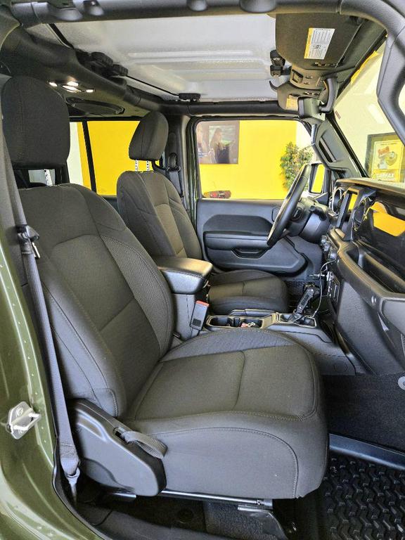 used 2022 Jeep Gladiator car, priced at $38,995