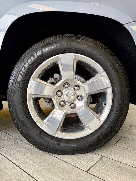 used 2016 Chevrolet Suburban car, priced at $25,995