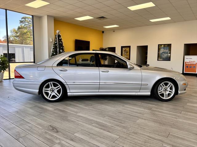 used 2006 Mercedes-Benz S-Class car, priced at $10,995