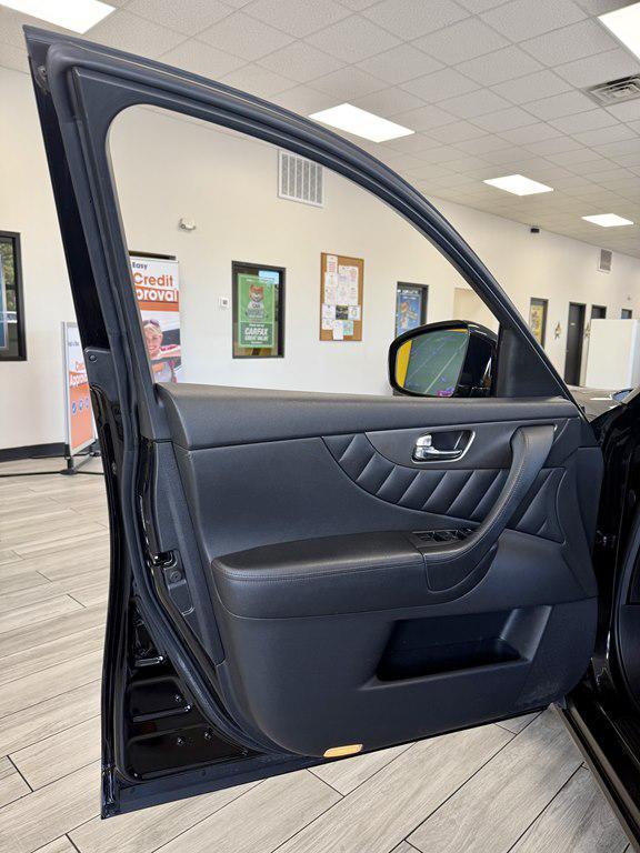 used 2017 INFINITI QX70 car, priced at $13,995