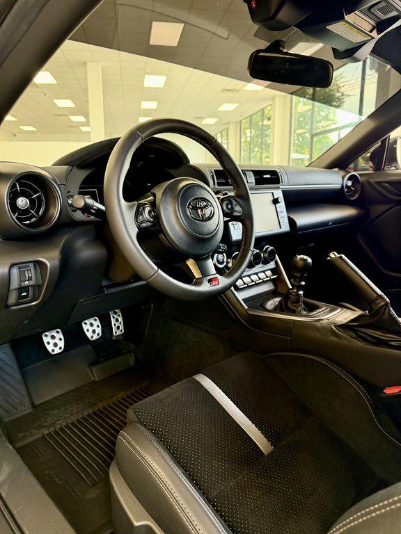 used 2025 Toyota GR86 car, priced at $33,995
