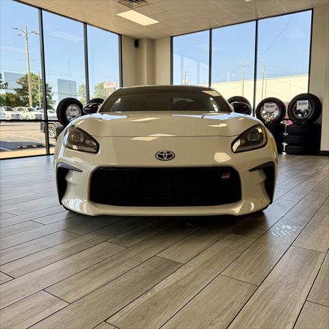 used 2025 Toyota GR86 car, priced at $33,995