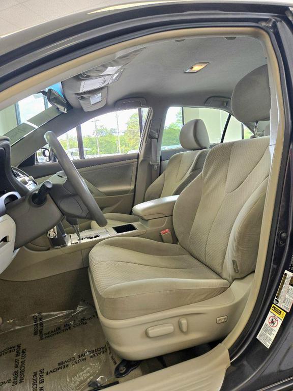 used 2009 Toyota Camry car, priced at $8,995