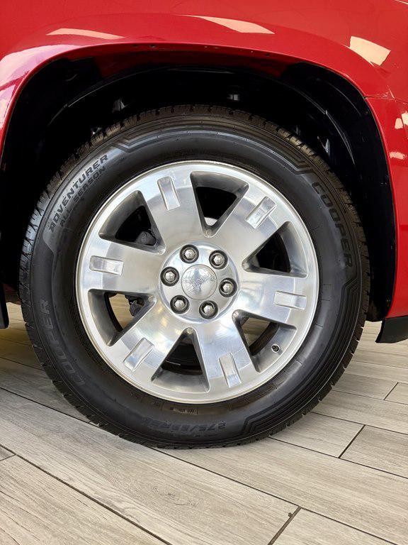 used 2013 GMC Yukon XL car, priced at $13,995