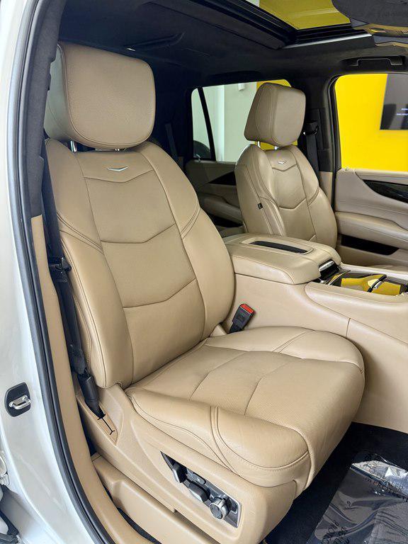used 2018 Cadillac Escalade car, priced at $35,995