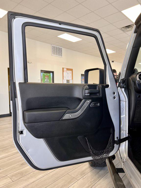 used 2012 Jeep Wrangler Unlimited car, priced at $15,995