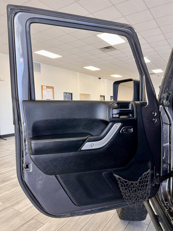 used 2016 Jeep Wrangler Unlimited car, priced at $17,995