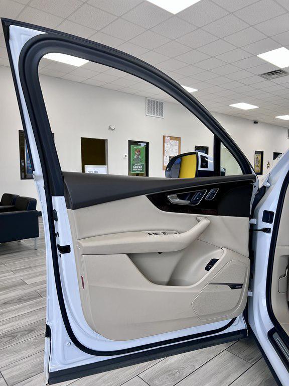 used 2019 Audi Q7 car, priced at $26,995