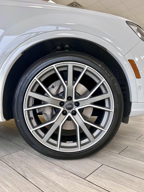 used 2019 Audi Q7 car, priced at $26,995