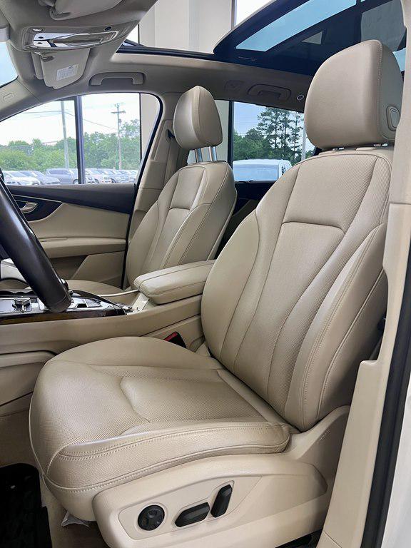 used 2019 Audi Q7 car, priced at $26,995