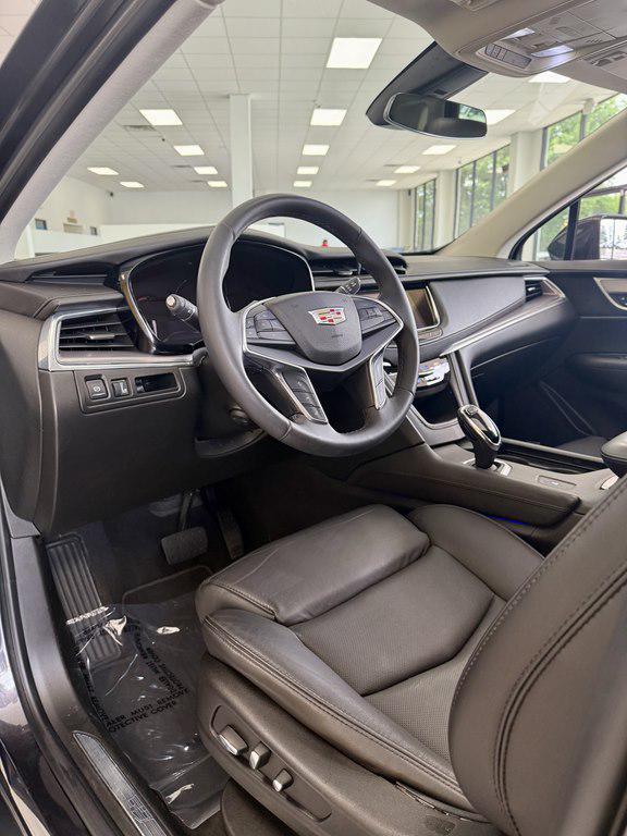 used 2017 Cadillac XT5 car, priced at $13,995