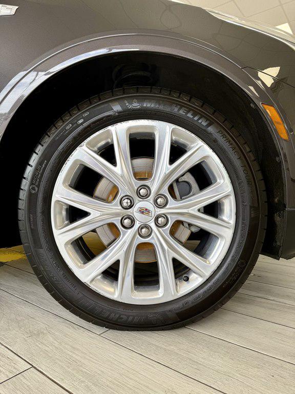 used 2017 Cadillac XT5 car, priced at $13,995
